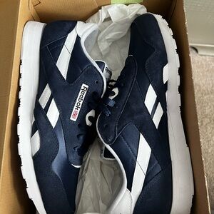Reebok Mens Classic Nylon Sneakers